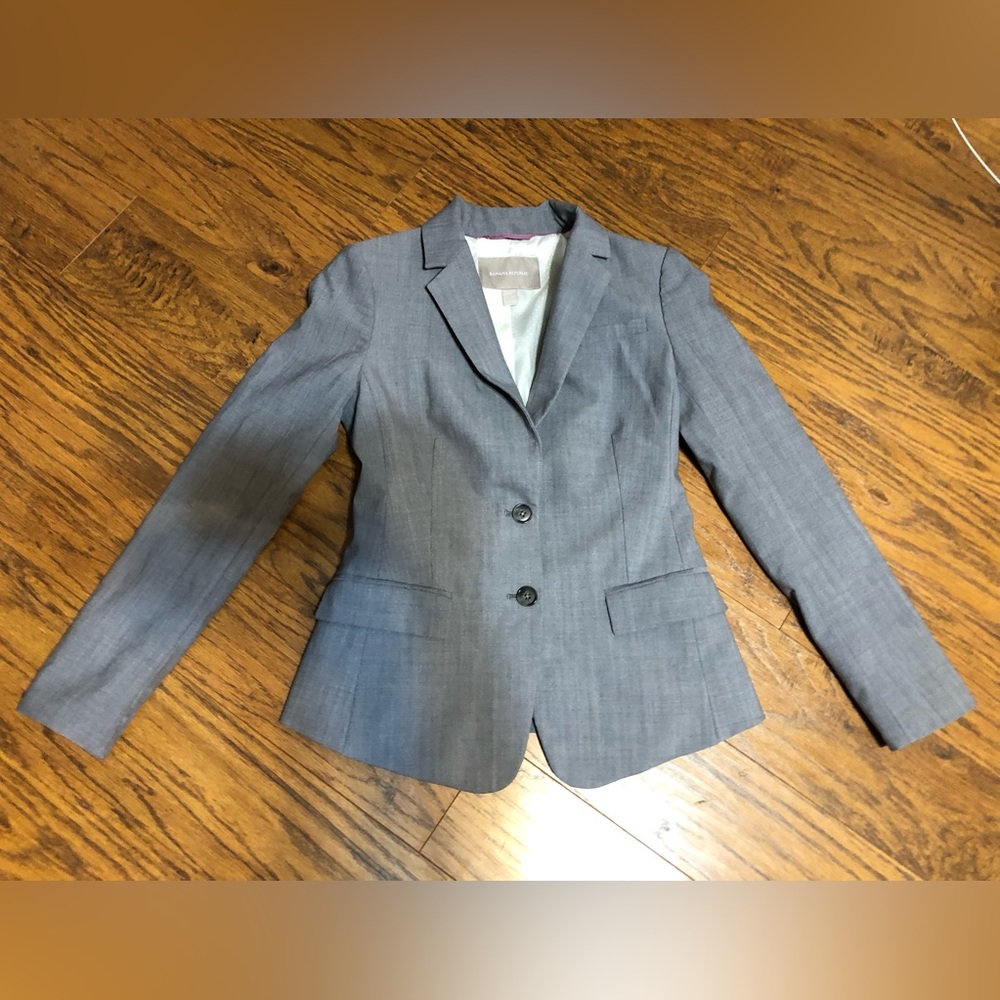 Gray blazer, with lining